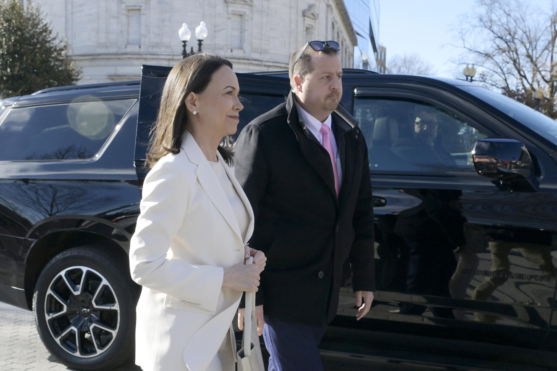 María Corina Machado llega a la Casa Blanca para un almuerzo con Trump