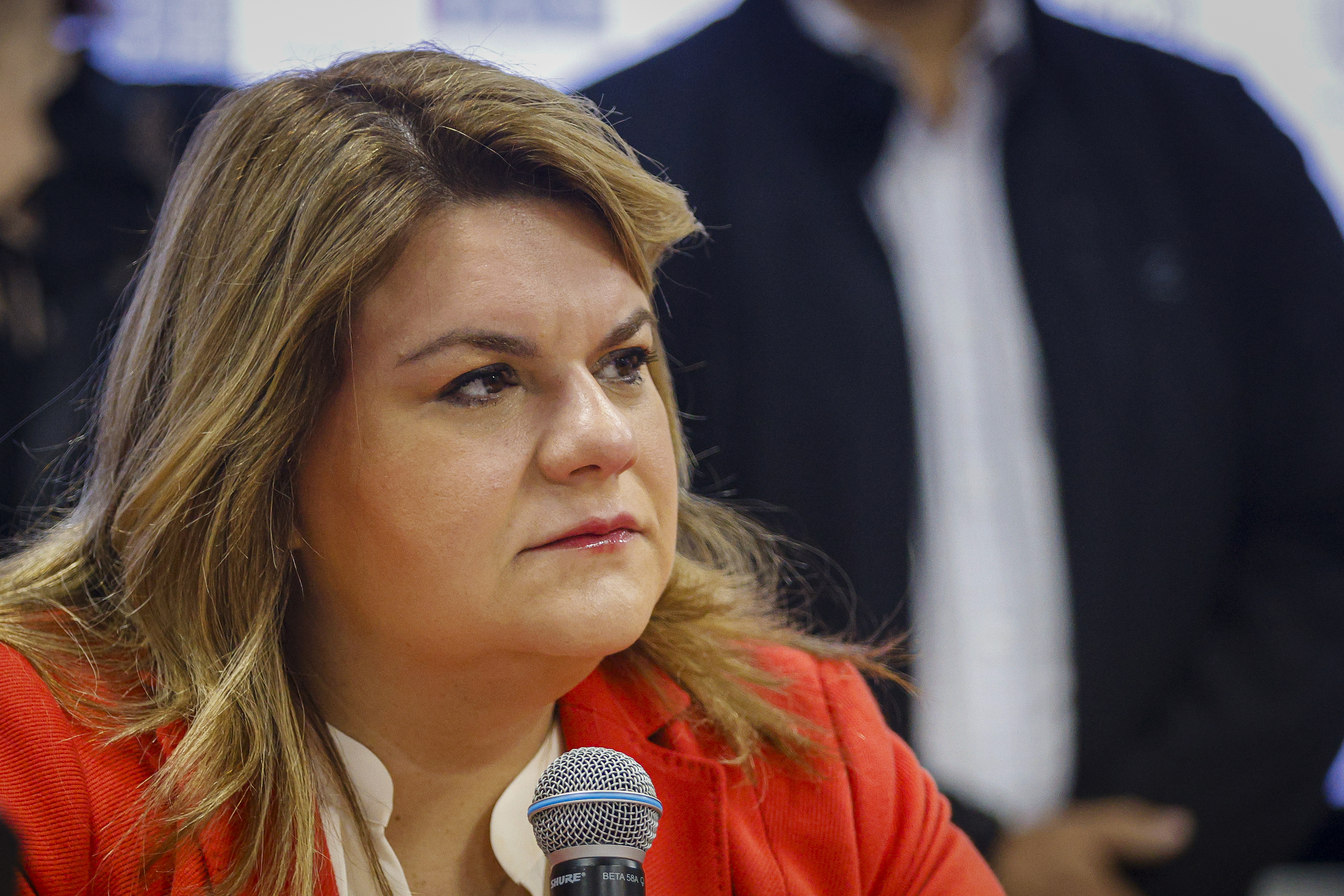 Gobernadora insiste en su propuesta de incentivo al garantizar que su financiamiento está asegurado