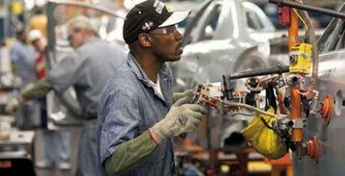 Continúa en descenso el rendimiento de la manufactura