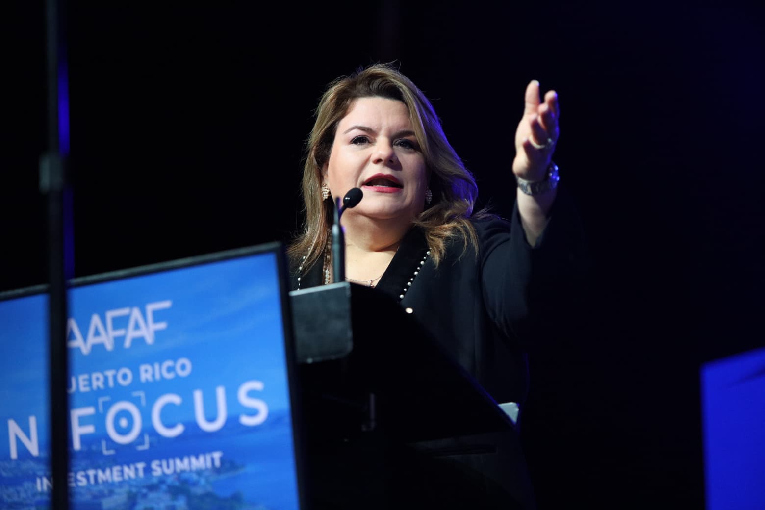 Gobernadora reclama que LUMA esquiva entregar informes financieros