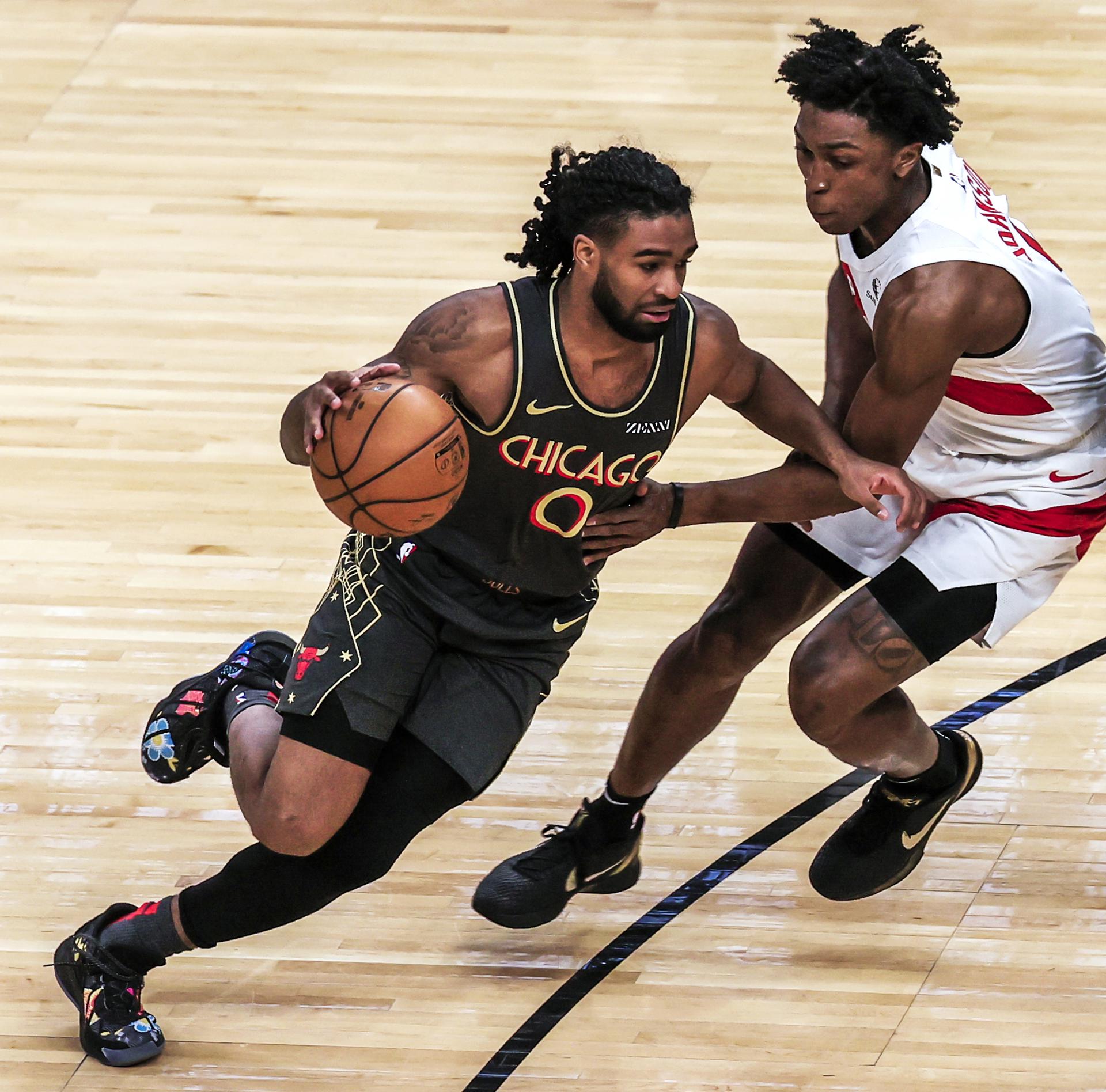 Bulls envían a Coby White y Mike Conley a los Hornets por Collin Sexton y Dieng