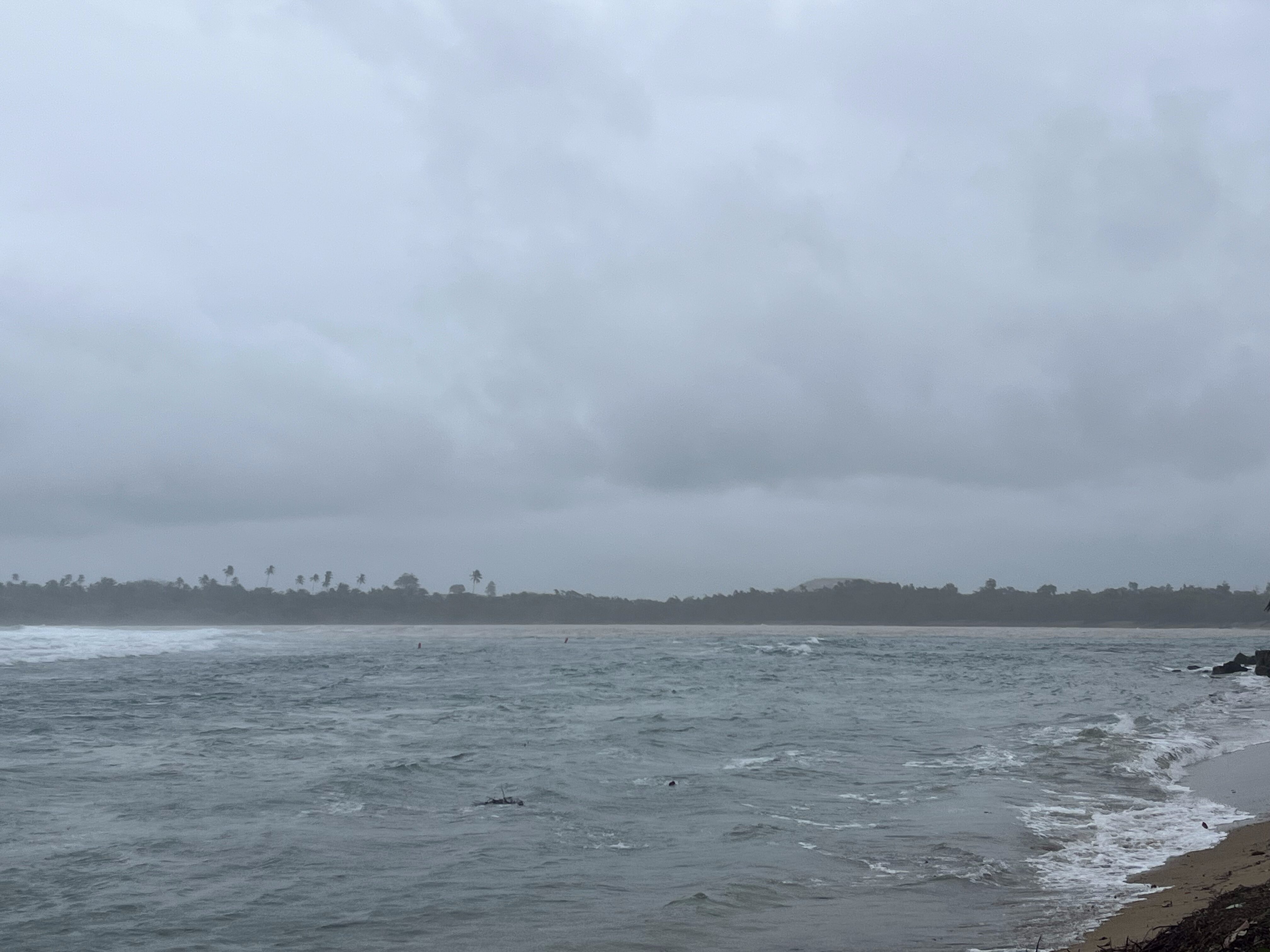 Hoy se esperan aguaceros dispersos después del mediodía, con cielo mayormente soleado