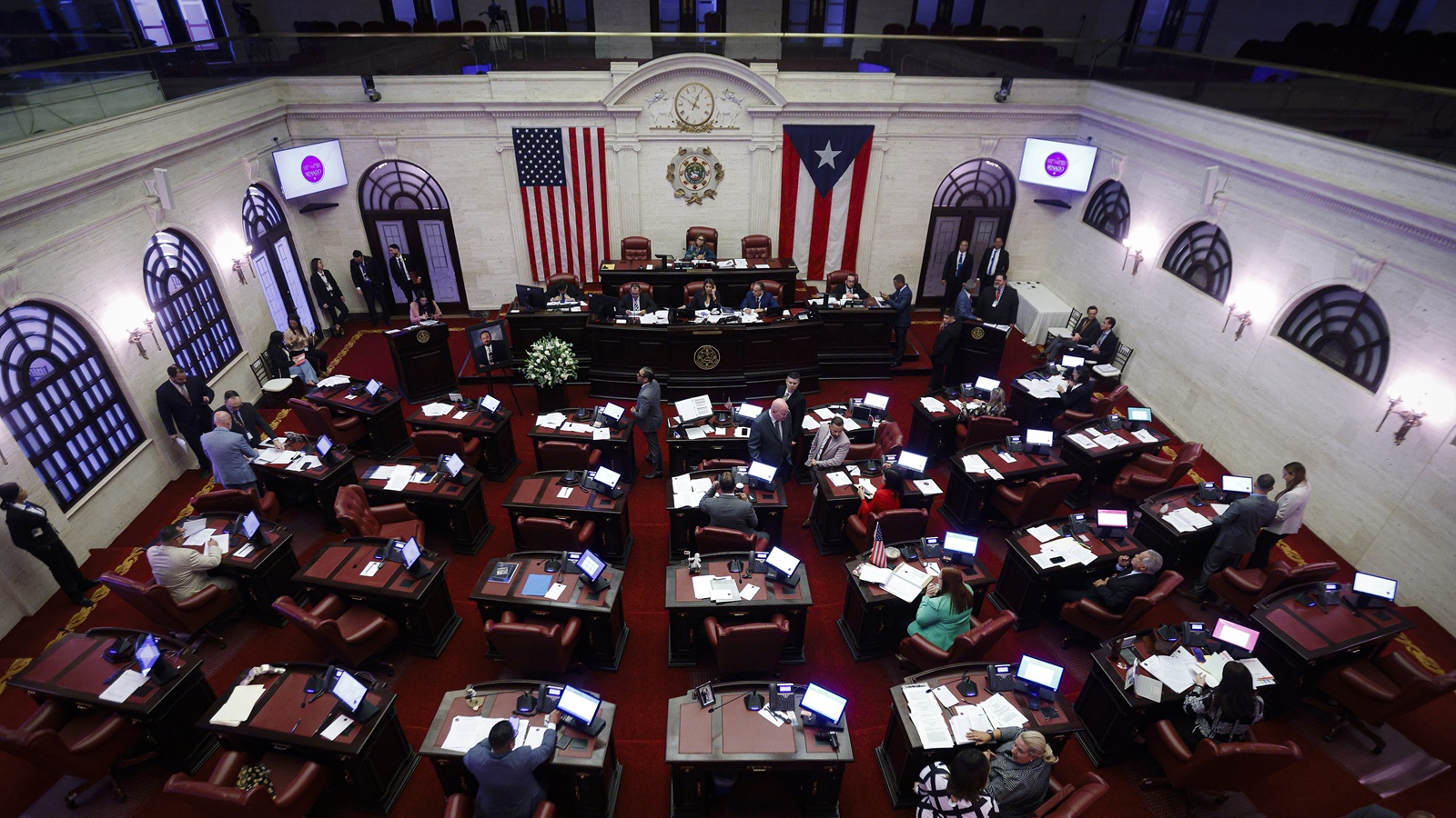 Senado aprueba mini alivio contributivo solo para empleados públicos