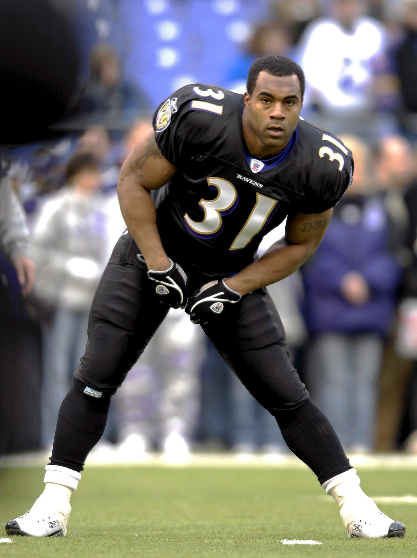 Trump concede indultos a cinco exjugadores de la NFL