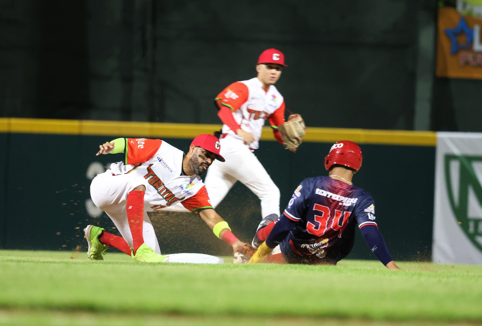 Los Toritos alcanzan su victoria 1,000 al blanquear a Cidra