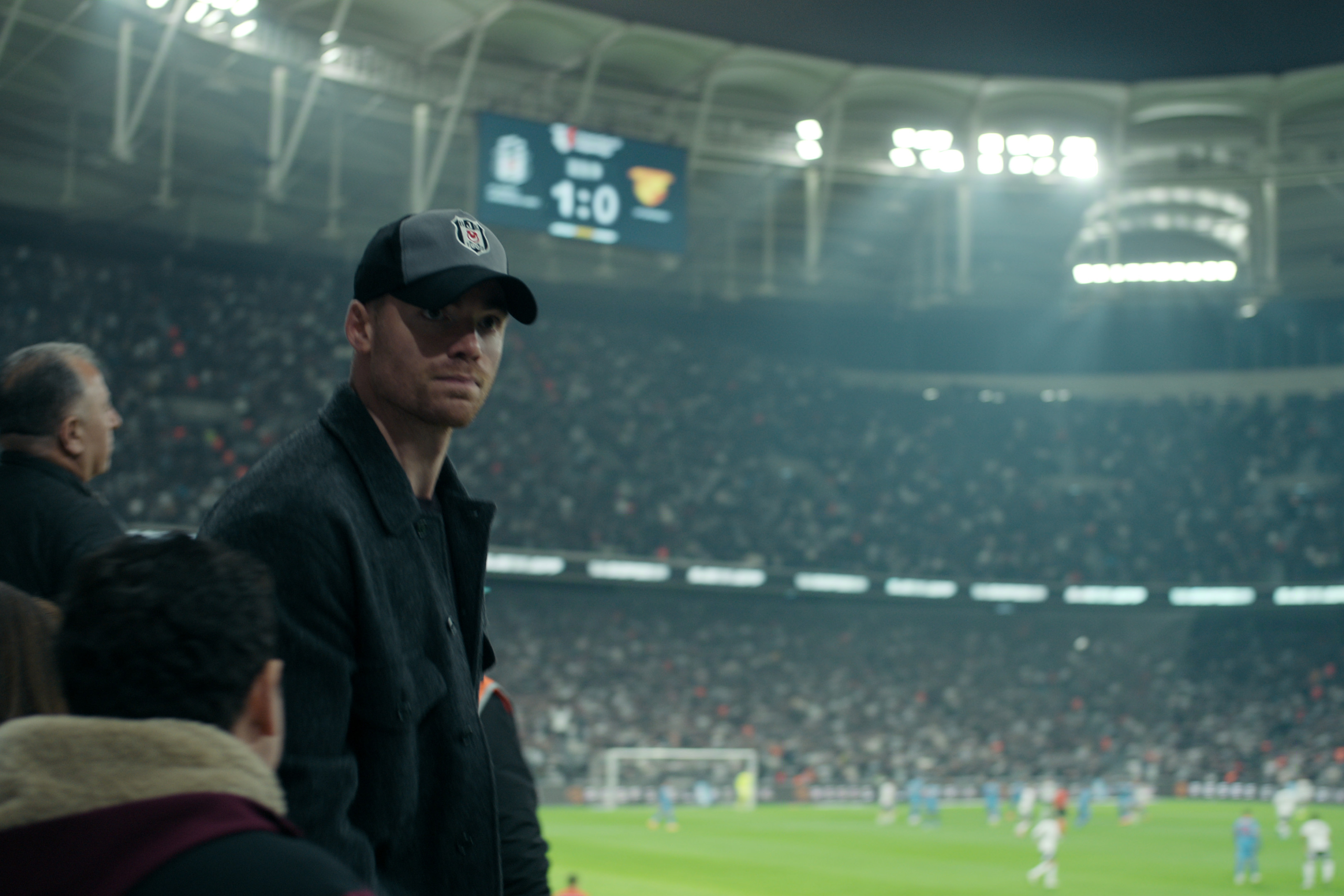 Gabriel Basso adelanta el conflicto interno de Peter en la tercera temporada de «The Night Agent»