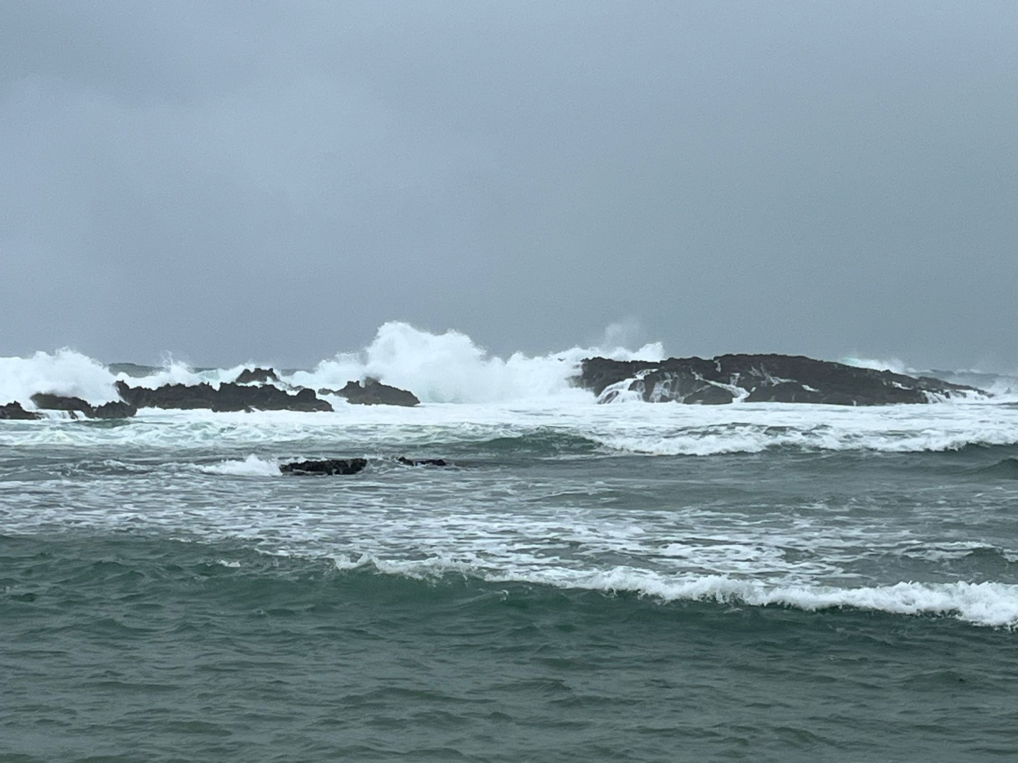 Precaución: siguen peligrosas las playas por el fuerte oleaje