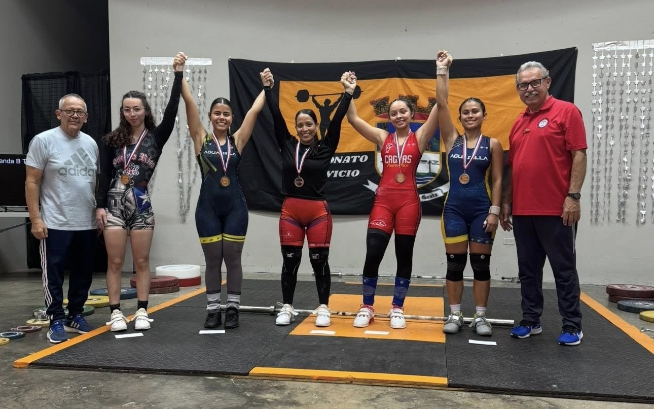 Con 70 pesistas se celebró el torneo Novicios de halterofilia