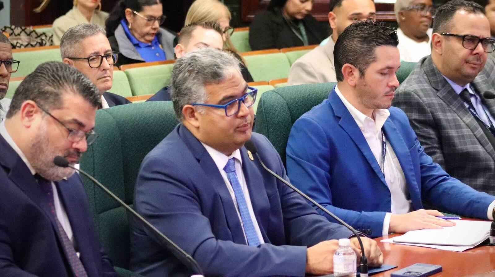 Se quiebra el frente penepé sanjuanero contra el presidente de la AAA