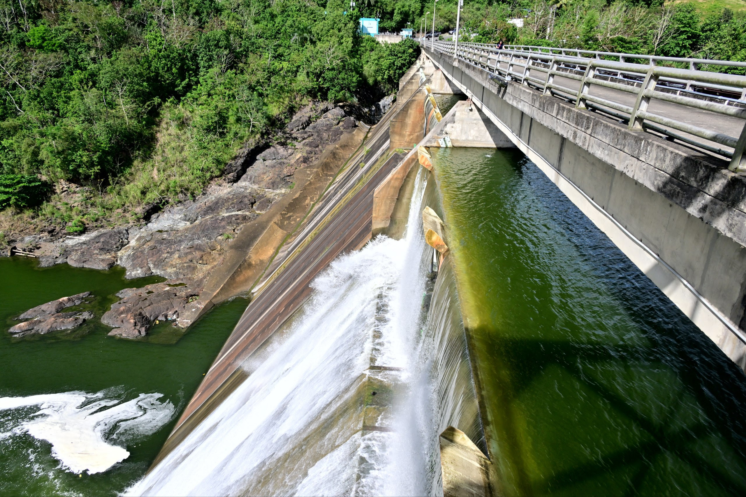 Gobierno anuncia inversión de $35 millones para mejoras planta de filtración de La Plata