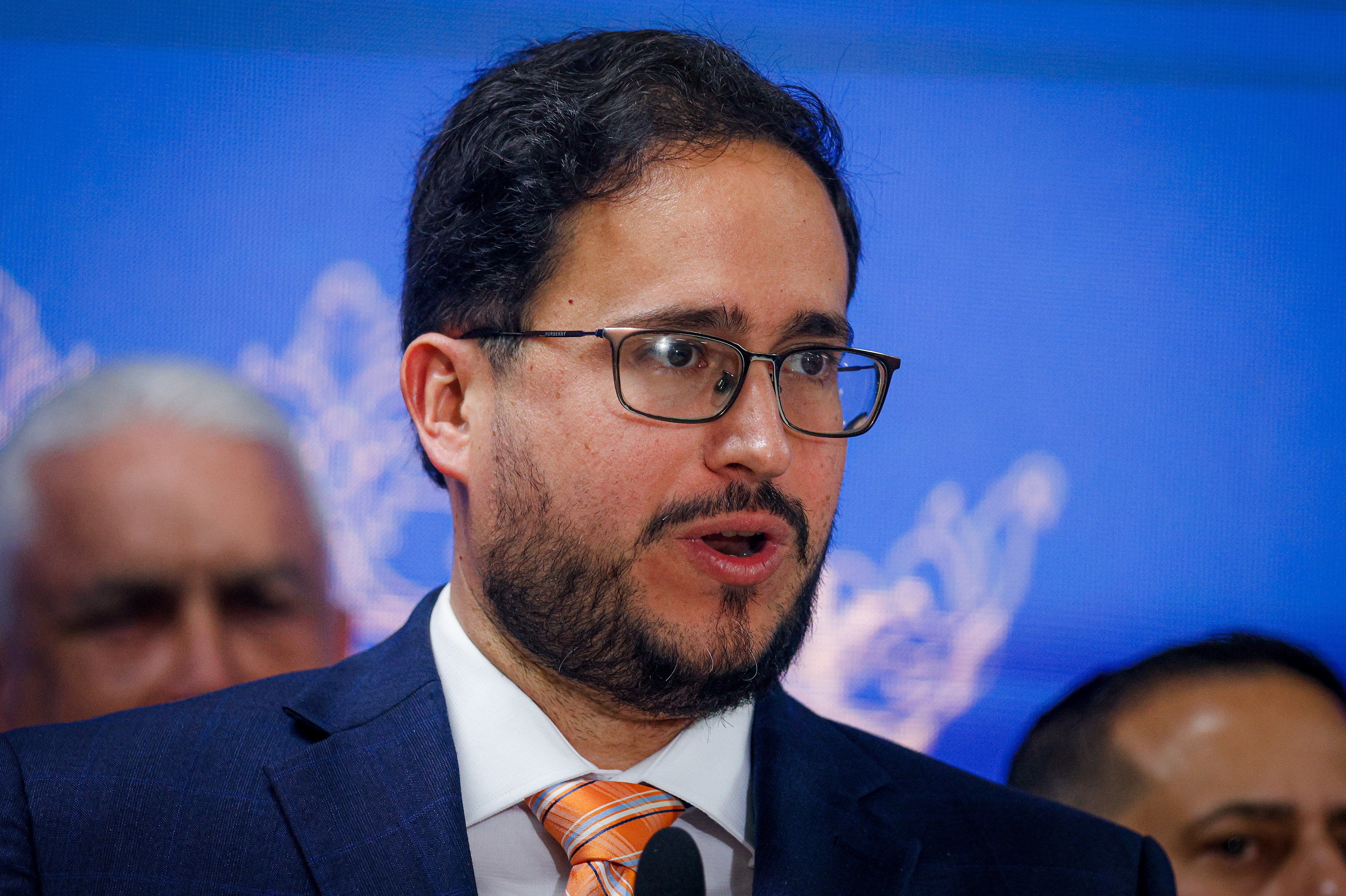 No existe documento en DTOP sobre rebaja en multas a centros de inspección, insiste el secretario