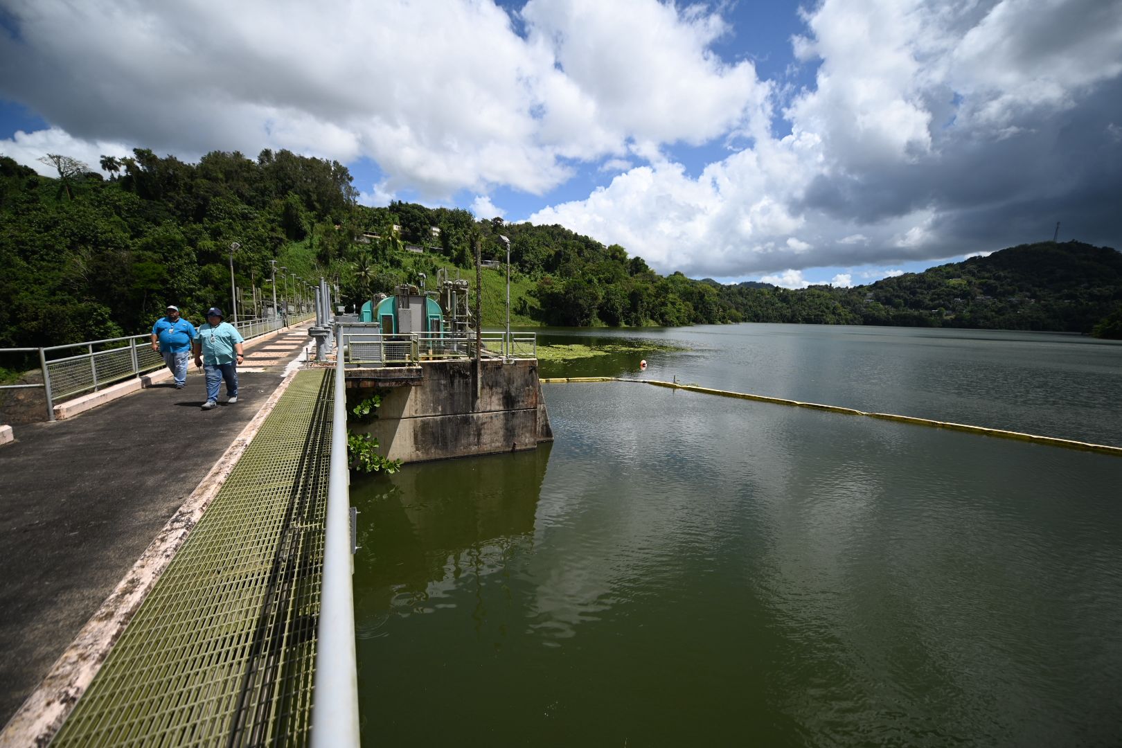 Termina la primera fase del dragado del embalse Carraízo