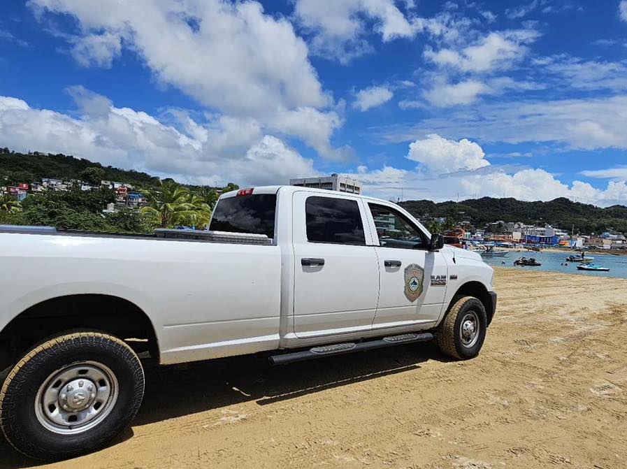 DRNA paraliza construcción en Isabela por falta de permisos