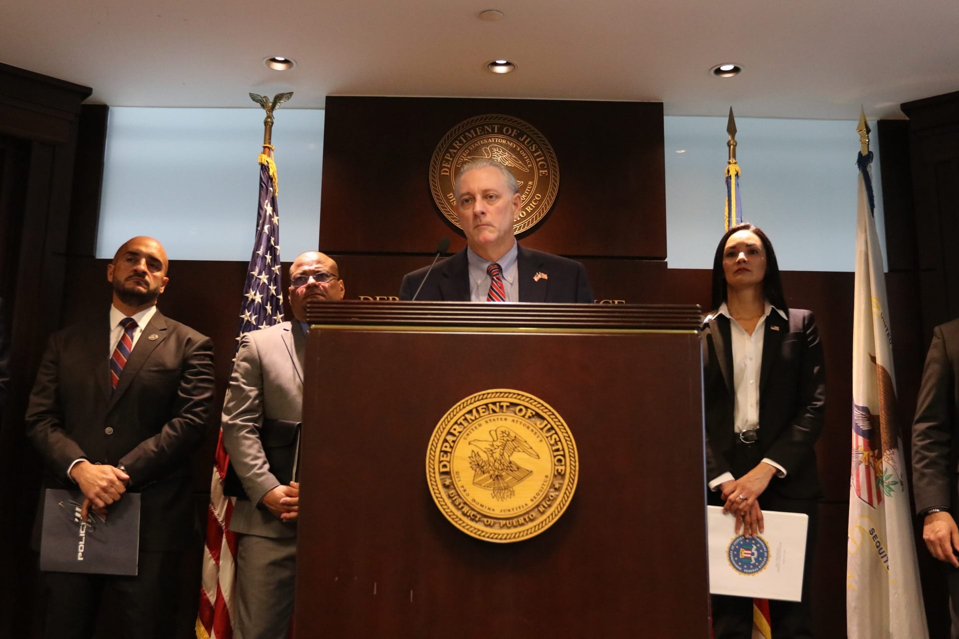 Organización de El Burro lavó $3.3 millones en las narices de la banca local, según fiscalía