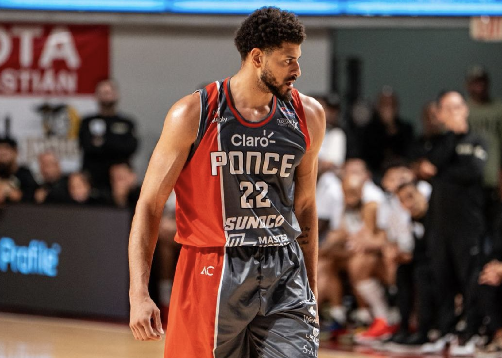 Leones arrancan con victoria la temporada 2026 del BSN