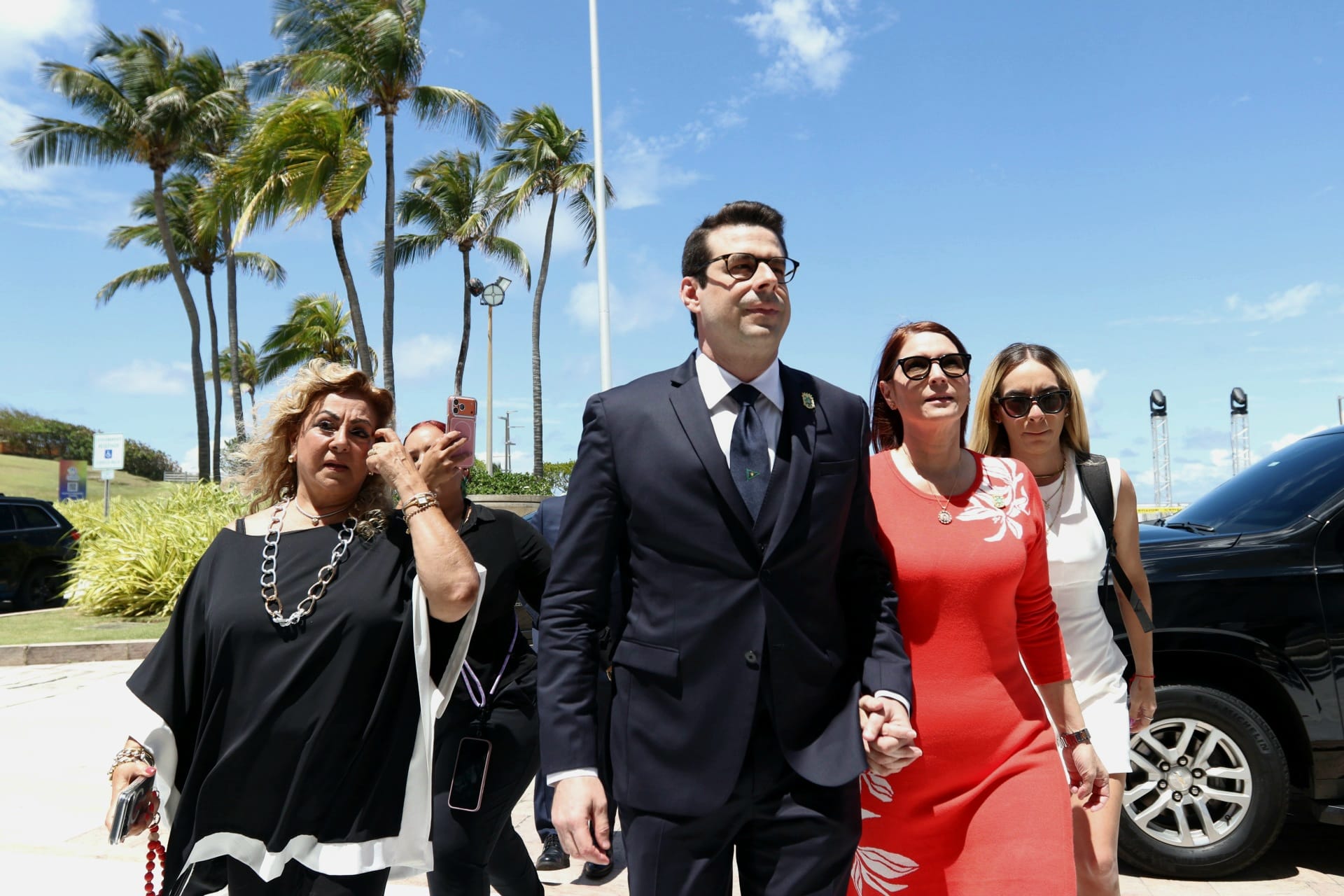 Domenech: Rivera Schatz está atacando a Jenniffer González