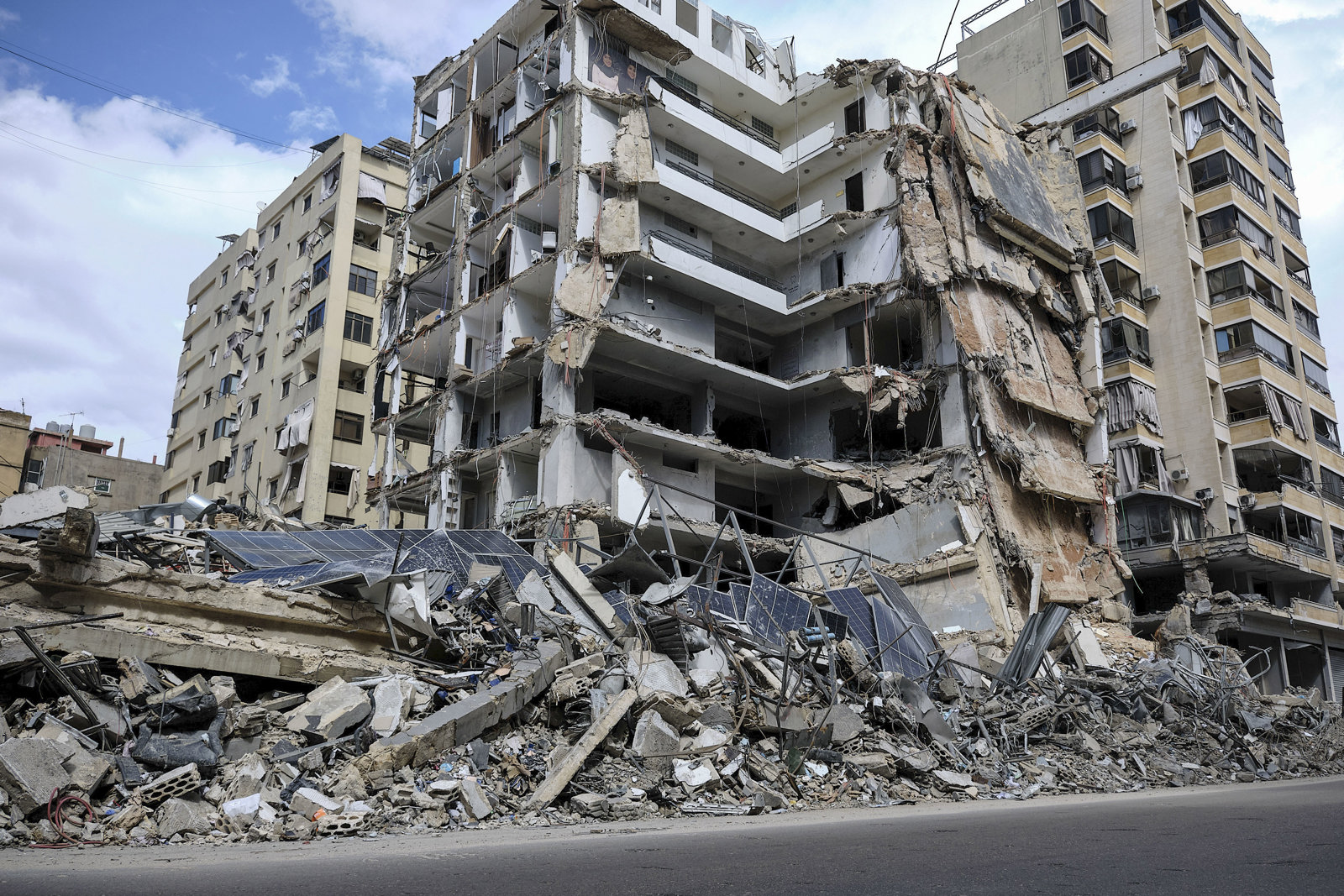 Los muertos por ataques israelíes en Líbano suben a 1,094 y los heridos superan los 3,000