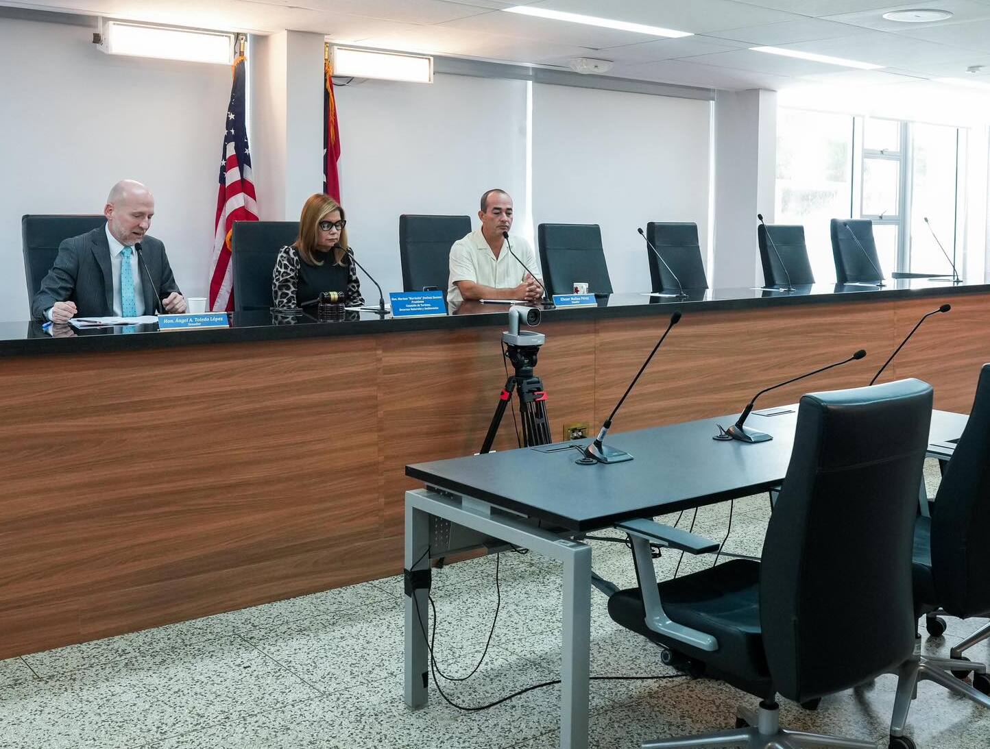 Comisión senatorial pedirá desacato en pesquisa sobre vertedero de Carolina