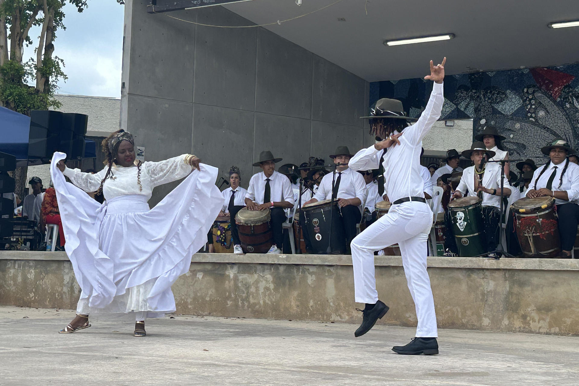 Retumban los tambores en tributo a la bomba y a ‘Tite’ Curet Alonso