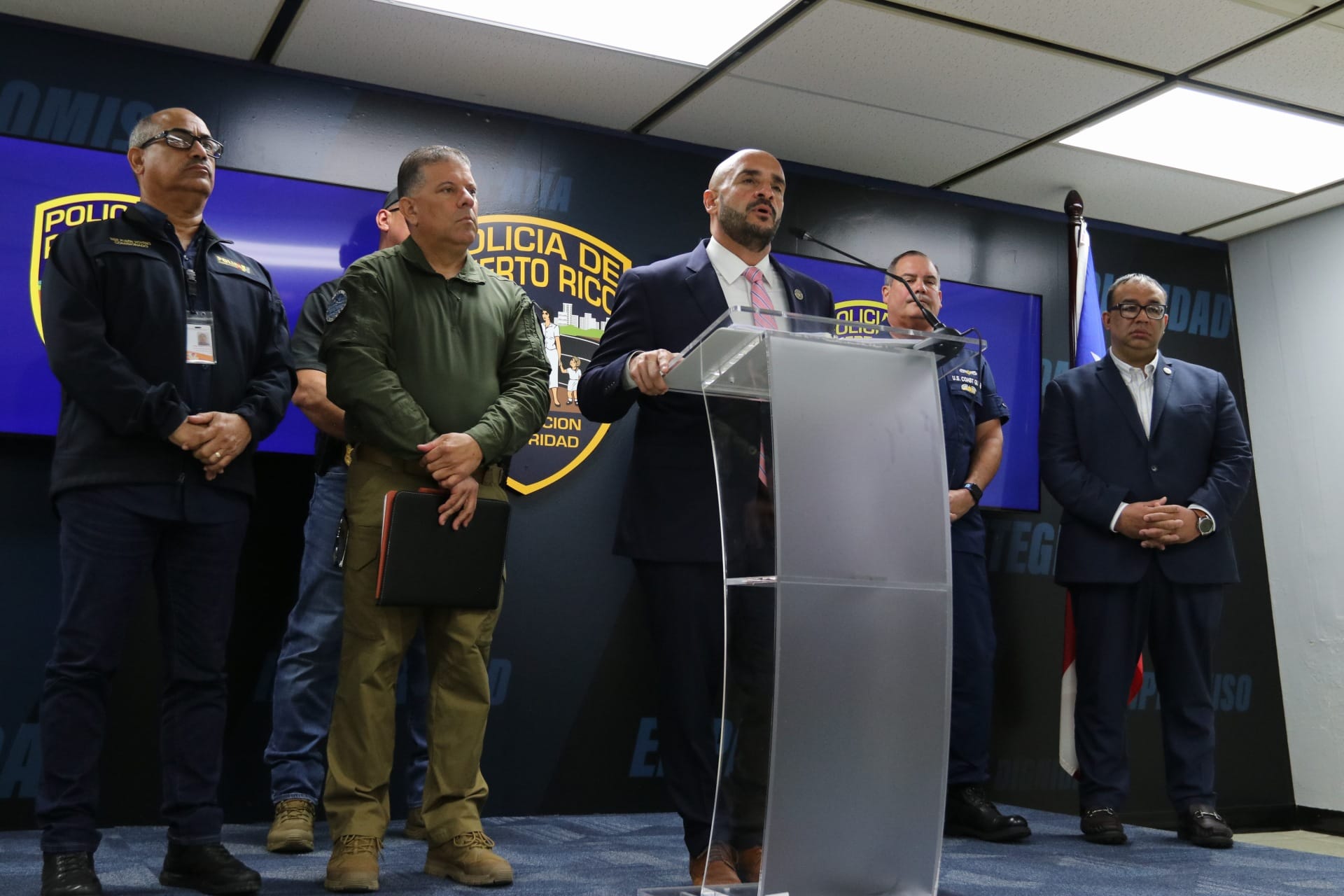 Policía encabeza plan de múltiples agencias para una Semana Santa con avisos de mar bravo