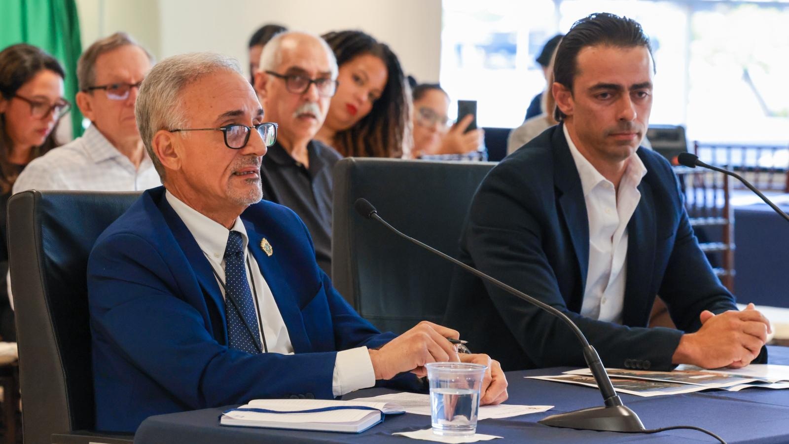 Proyecto de permisos privatiza playas y atenta contra la seguridad pública, advierten al Senado