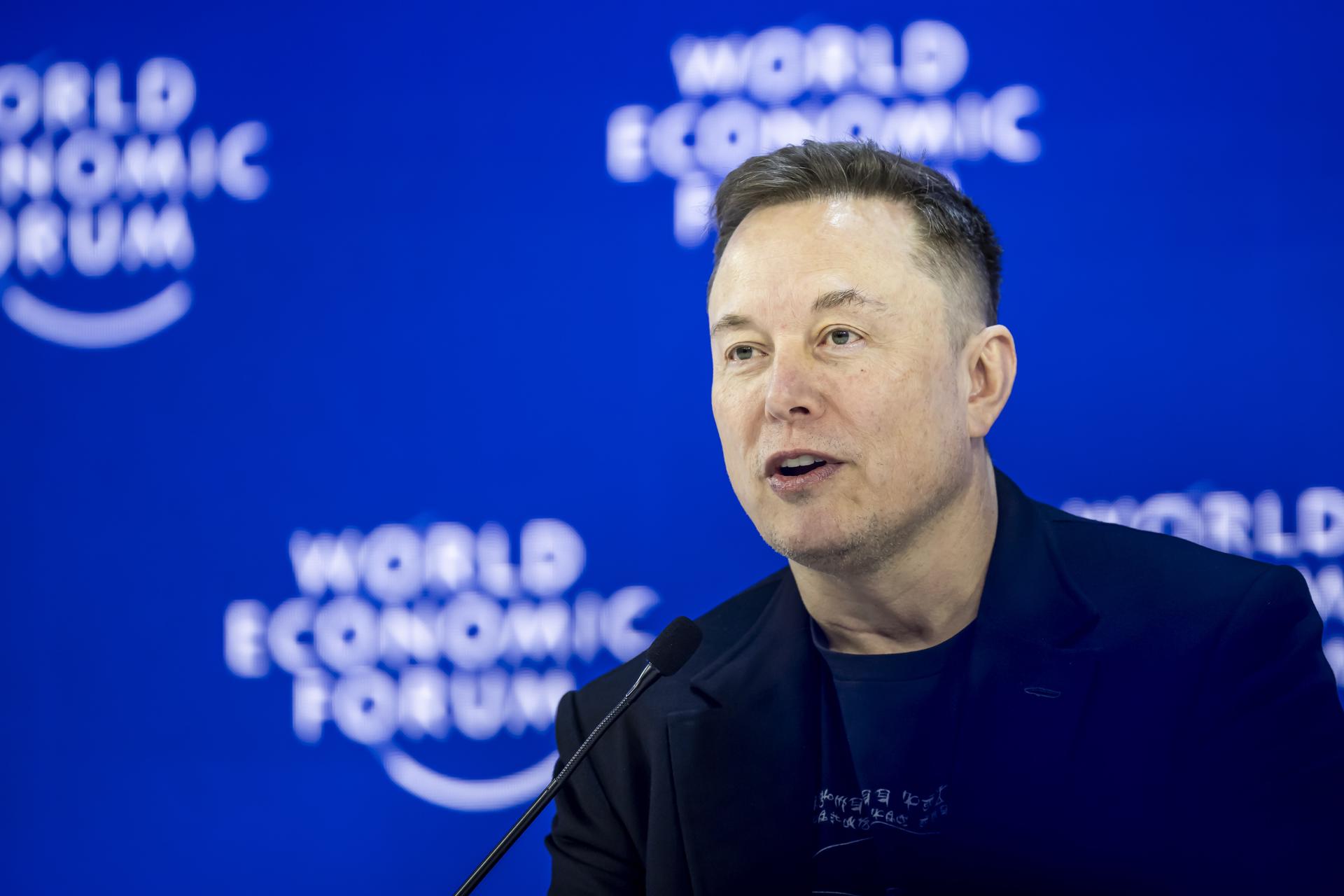 Madre de cuatro hijos de Musk, testificó que el magnate ofreció donarle esperma