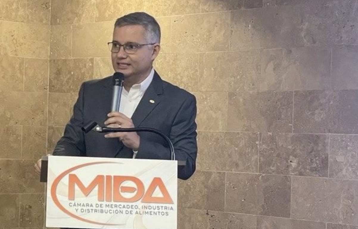 Insisten en la eliminación de la comisión del Salario Mínimo