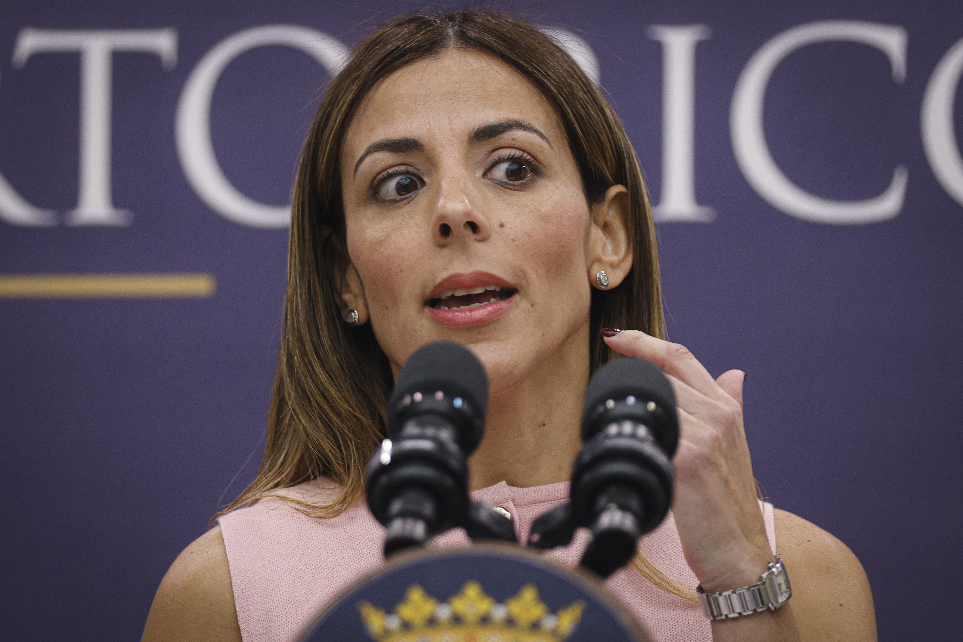 Las revocaciones de pasaportes aplicarán a deudas de $75,000 a partir del 1 de junio
