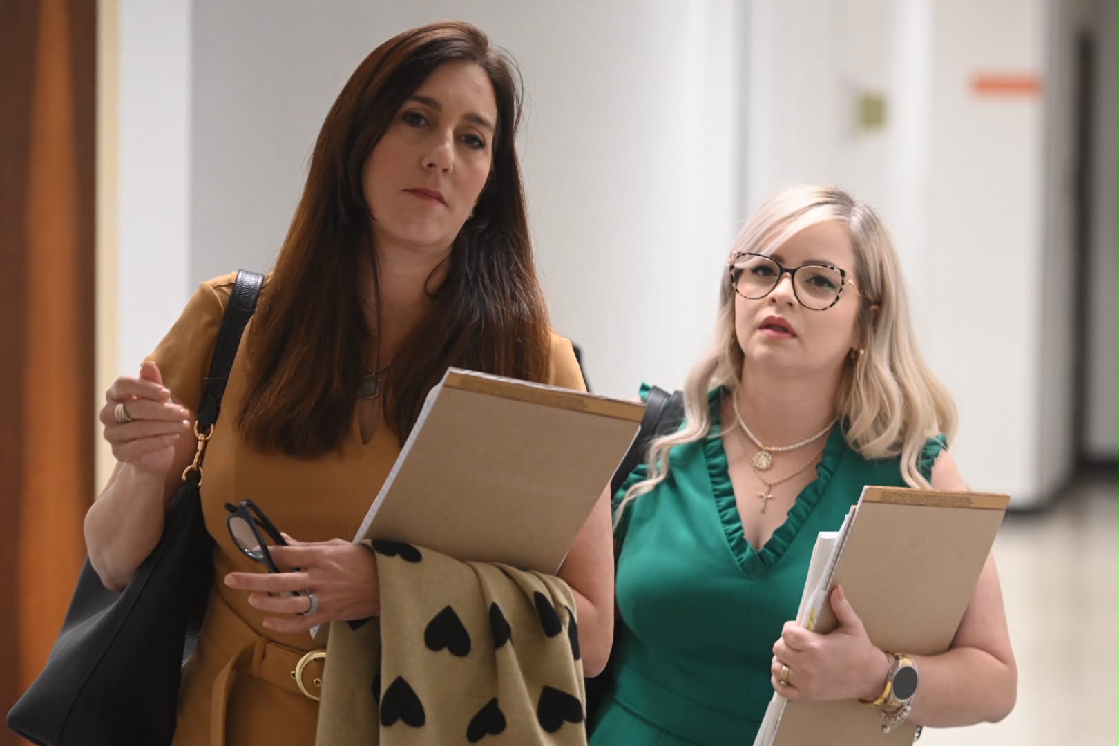Testigo declara que no observó a Elvia Cabrera pasarle a Anthonieska un objeto punzante
