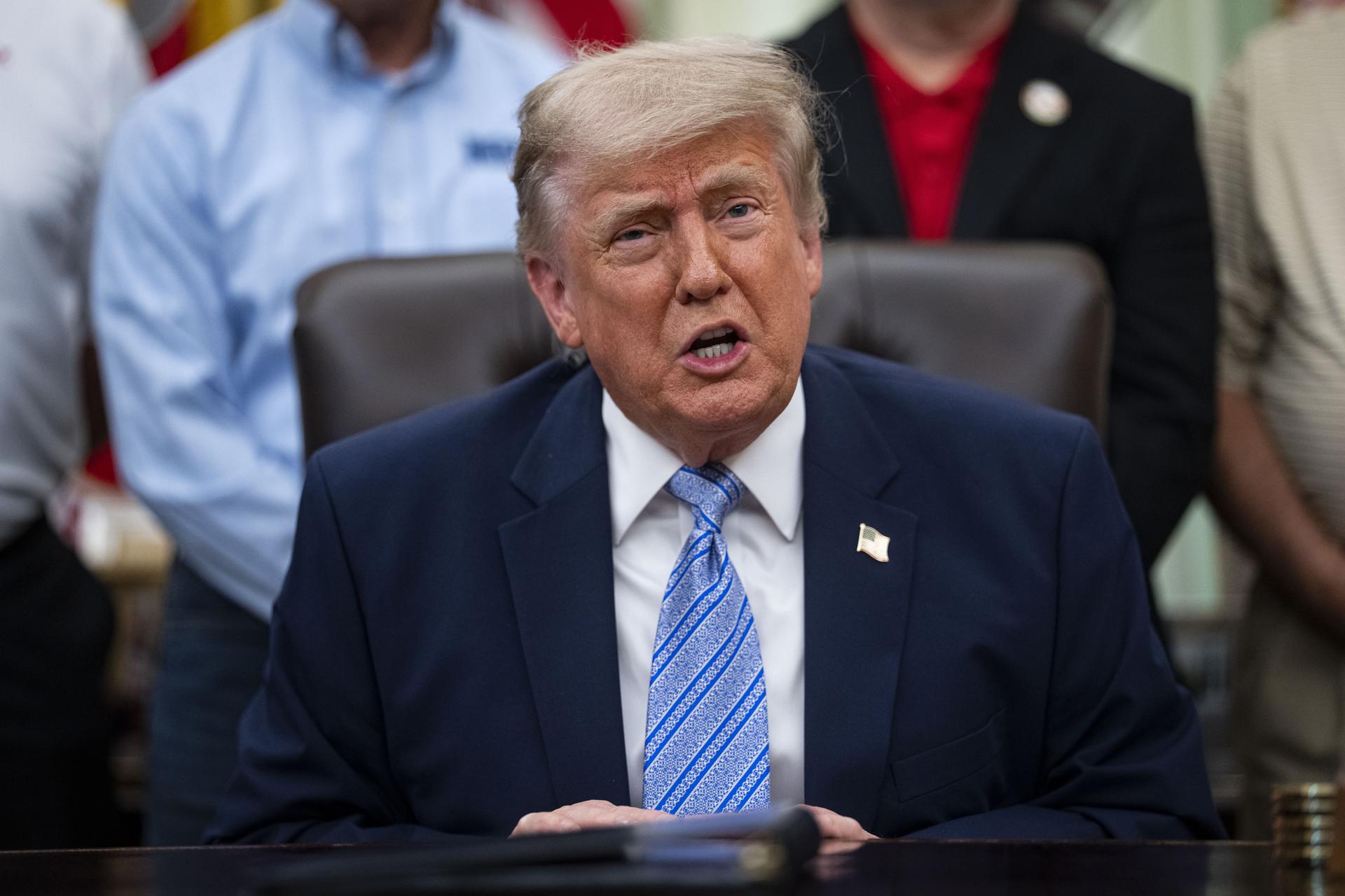 Trump advierte que estadidad de Puerto Rico sería «un desastre»