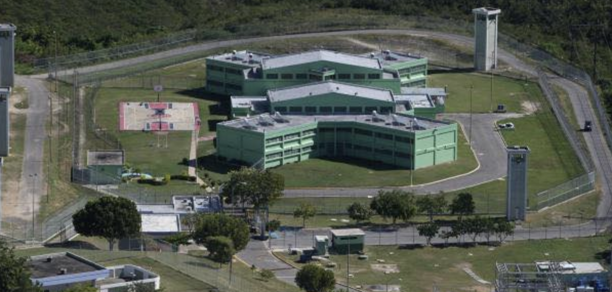 Hallan confinado muerto en complejo correccional de Ponce