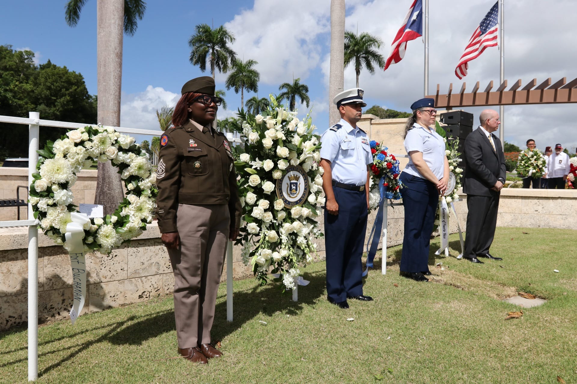 Veteranos conmemoran el Día de la Recordación en el Cementerio Nacional de Puerto Rico