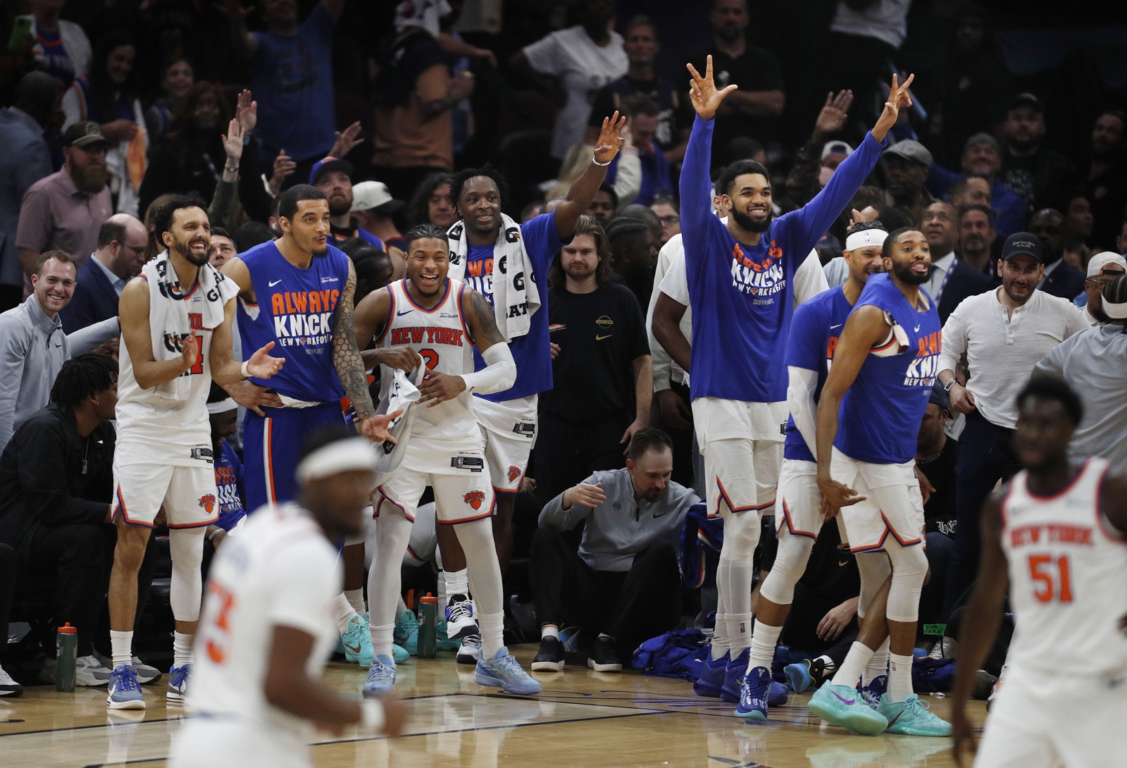Los Knicks barren a los Cavaliers y jugarán por su primer anillo desde 1973