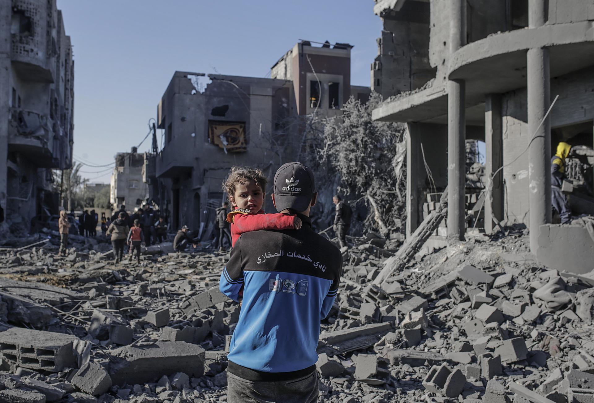 Un dron israelí mata a cinco gazatíes durante la incursión de una milicia pro Israel