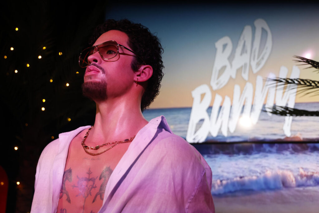 Bad Bunny ya se exhibe en el Museo de Cera de Madrid con escenografía caribeña