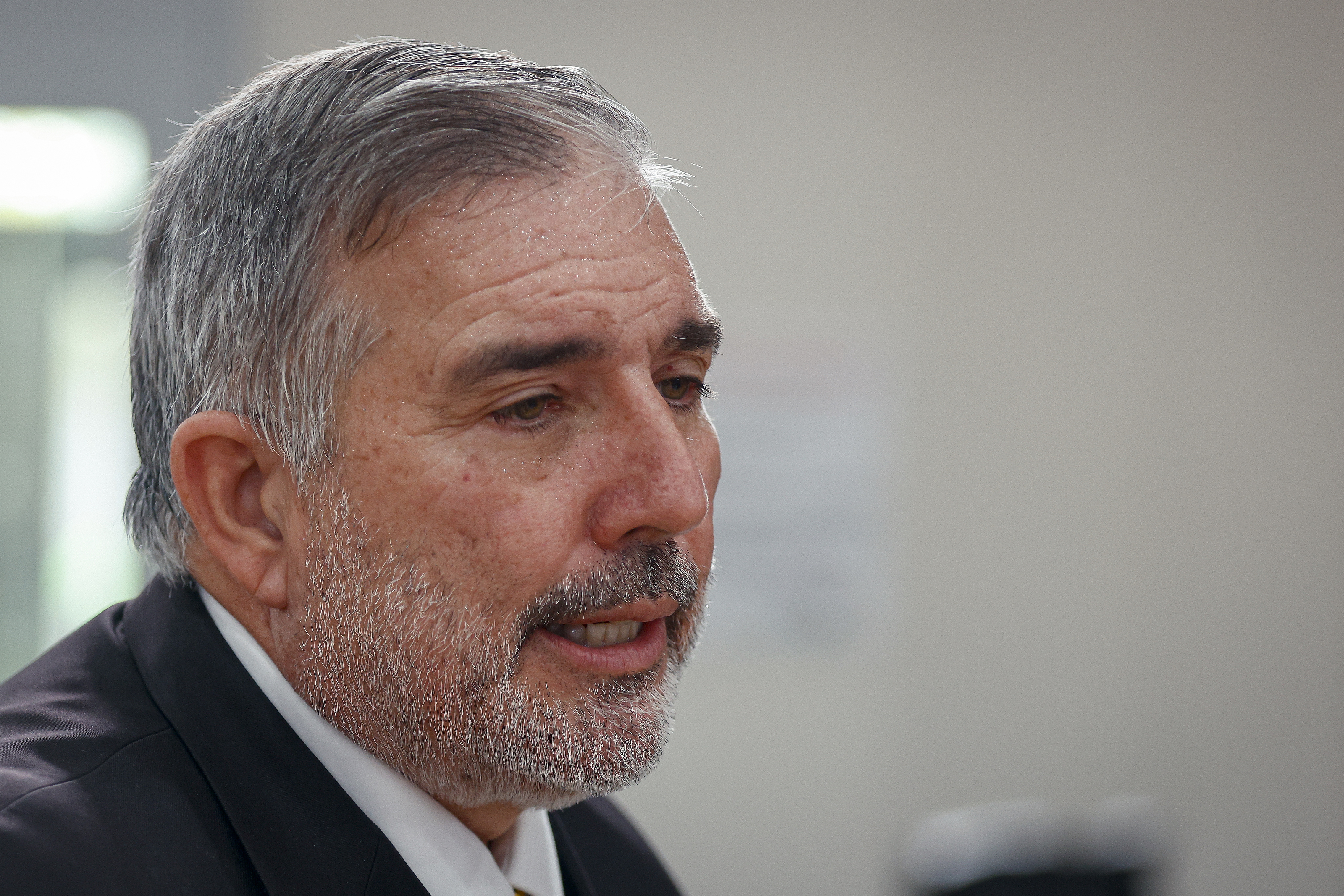 Procurador del Veterano alerta sobre falso descuento hotelero para veteranos