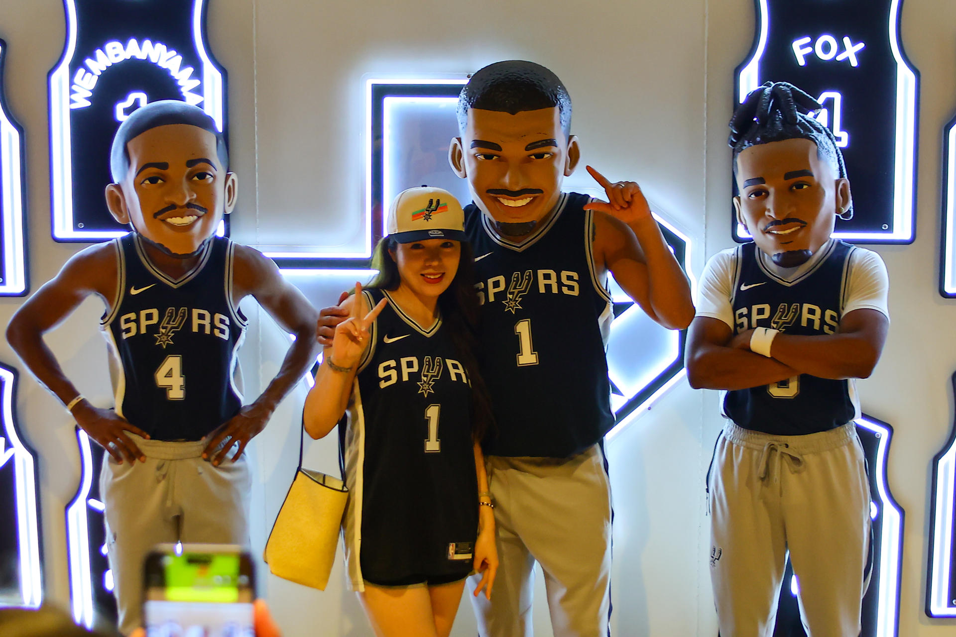 Las Finales de la NBA desatan tremenda fiesta en San Antonio