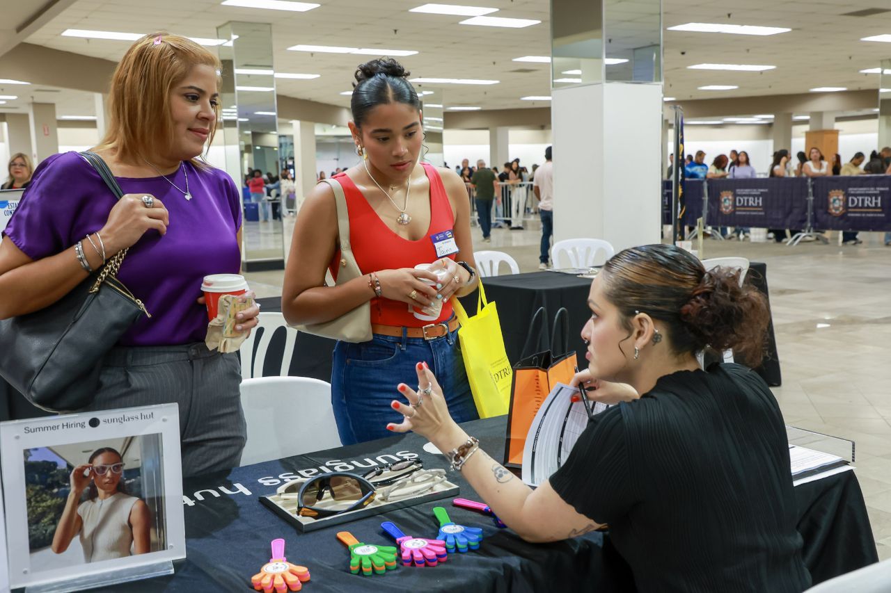 Más de 1,100 jóvenes participan en Expo Empleo Juvenil