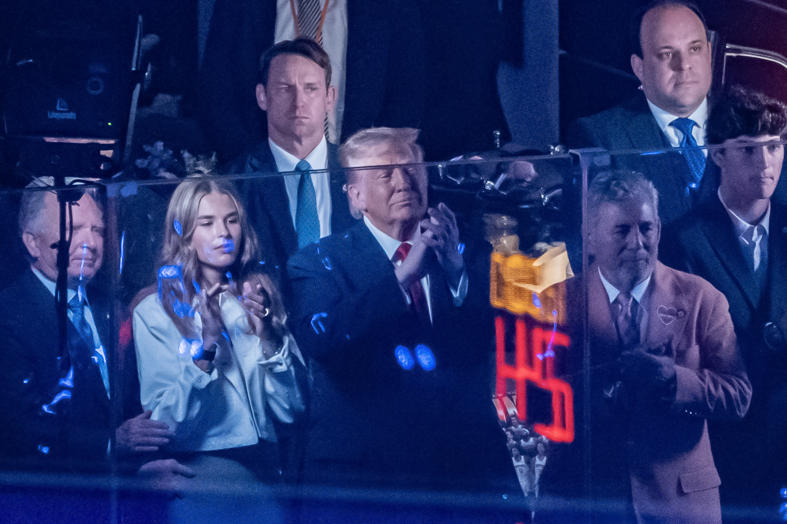 Sonoro abucheo para Trump en el Madison Square Garden