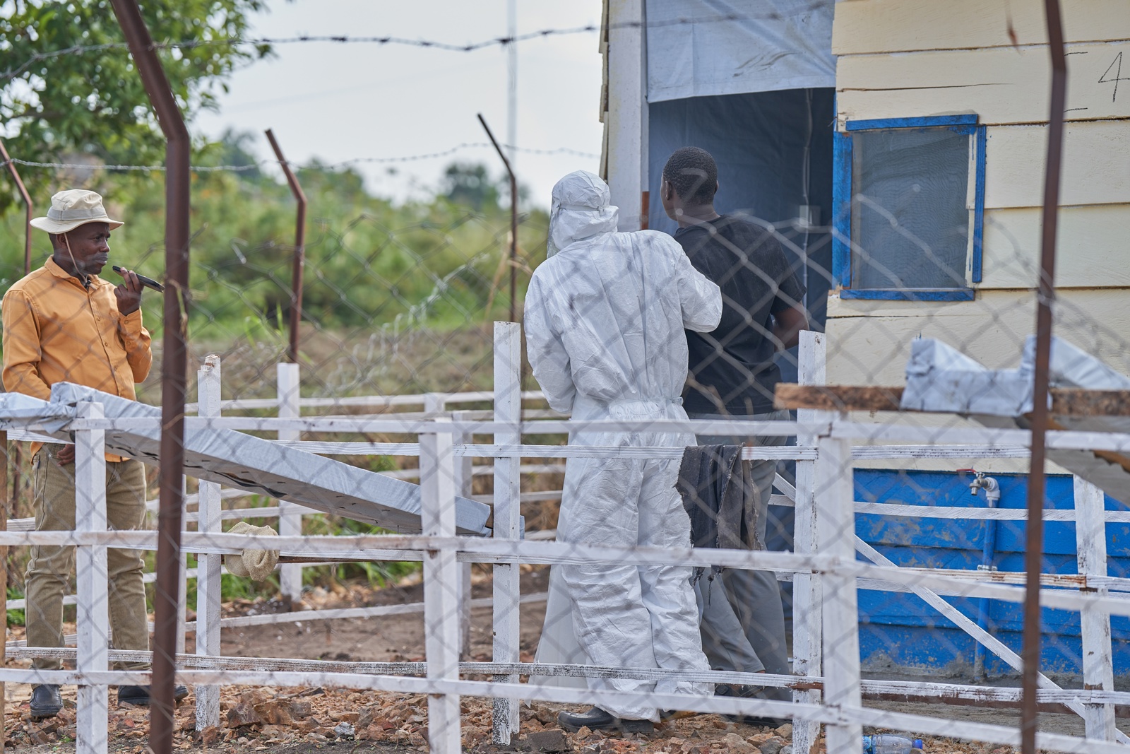 La RD del Congo eleva a casi 600 los casos confirmados de ébola, incluyendo 115 muertes