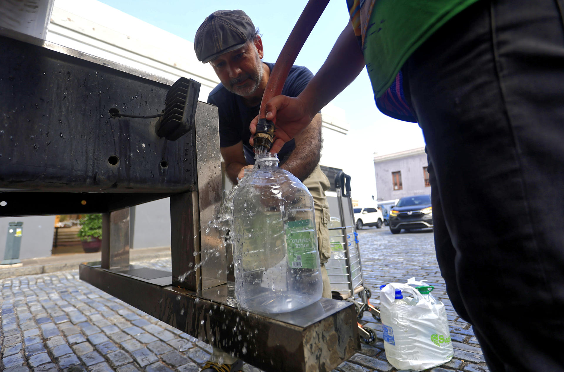Colapsadas amplias zonas de Puerto Rico, incluidas las más turísticas, por falta de agua
