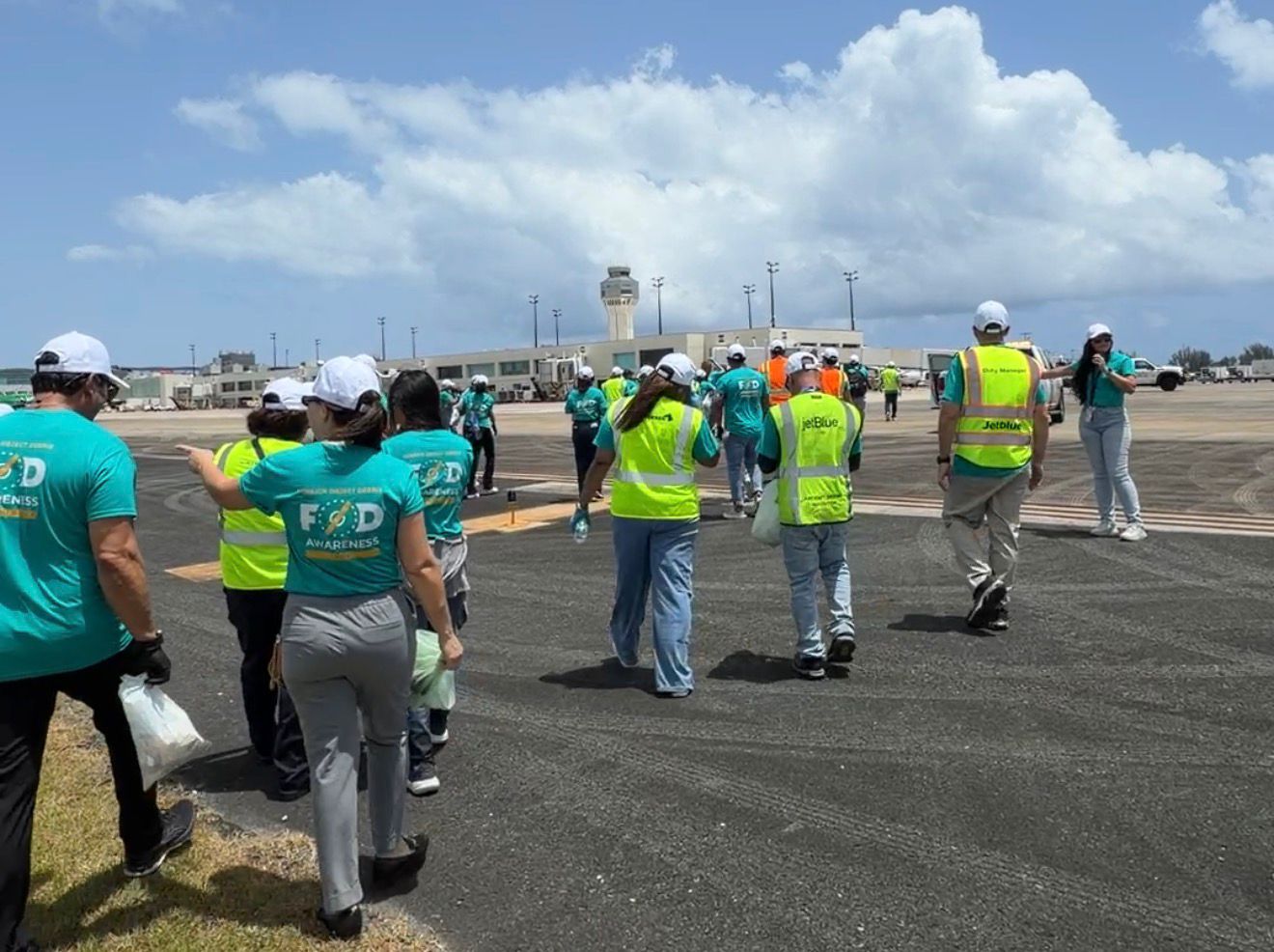 Aerostar enfatiza en mantener las pistas de aterrizaje libre de objetos