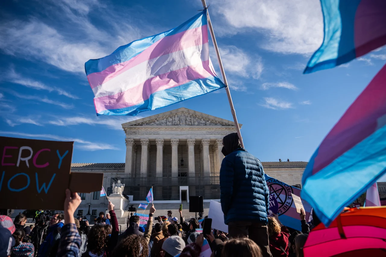 Los estados podrán prohibir que atletas trans participen en deportes femeninos