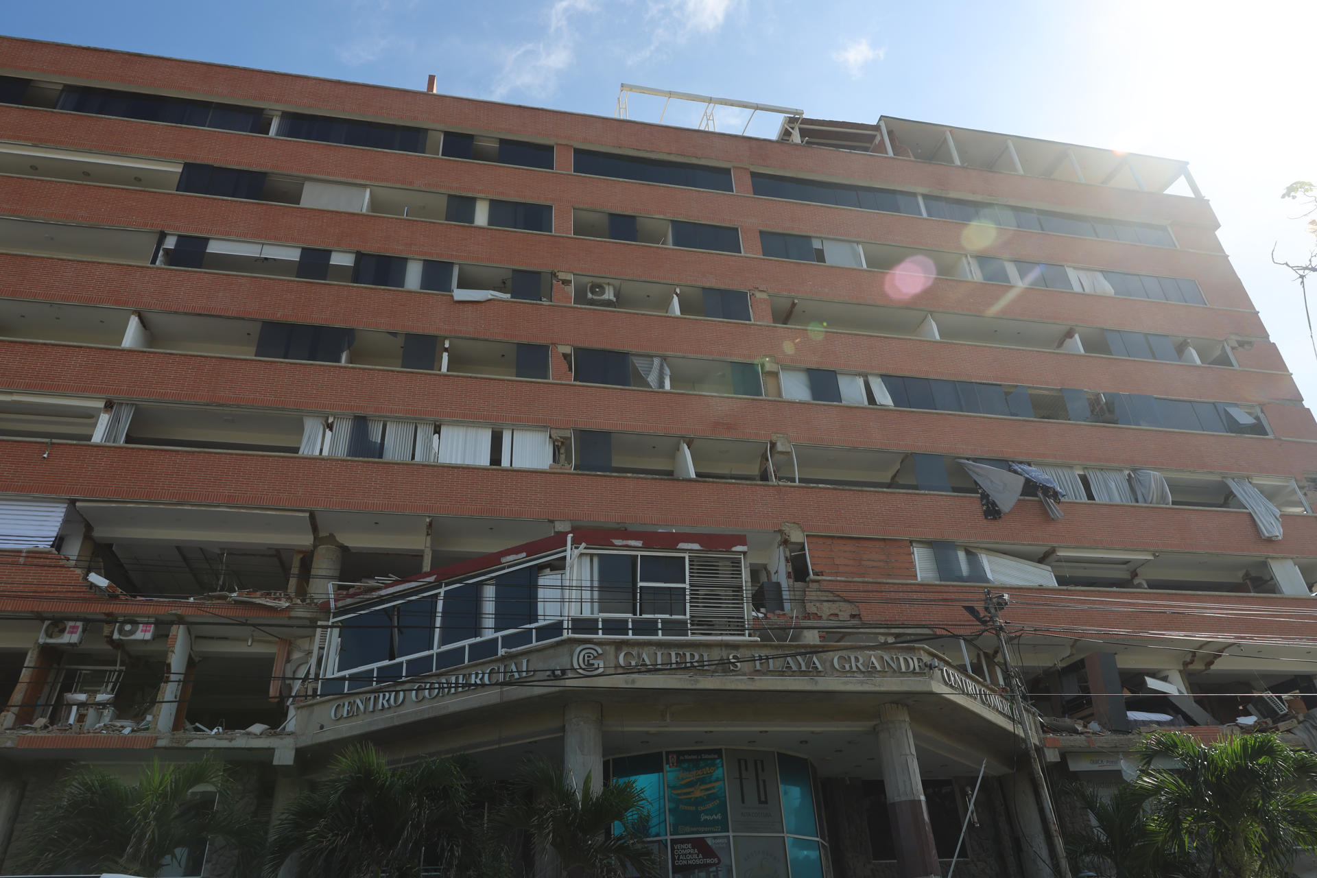 Se eleva a 2,295 los fallecidos por el doble terremoto de hace una semana en Venezuela