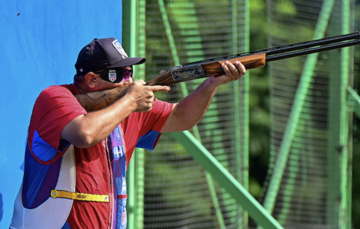 Boricuas de tiro con escopeta suman medalla de plata por equipos en ‘skeet’ masculino
