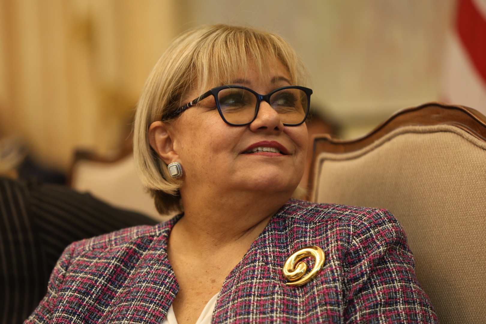 Exsenadora Norma Burgos sale del retiro para asumir la secretaría de la Gobernación