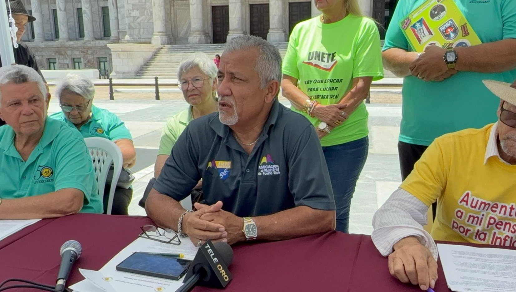 Jubilados exigen que proyecto de ajuste a pensiones llegue al pleno de la Cámara