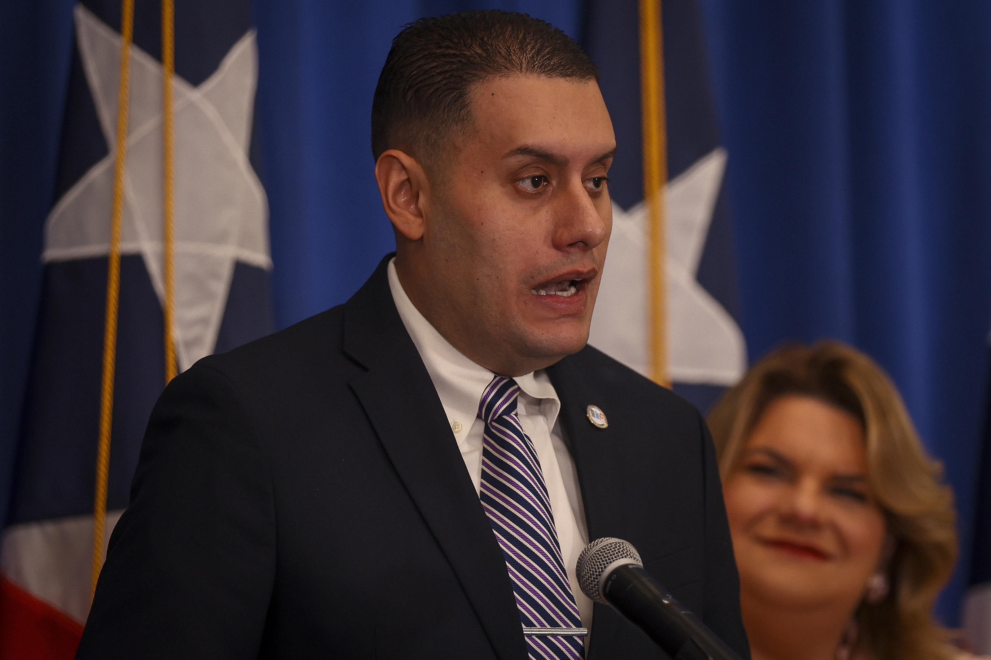 Alcalde de Camuy solicita reunión a la gobernadora sobre vetos a proyectos