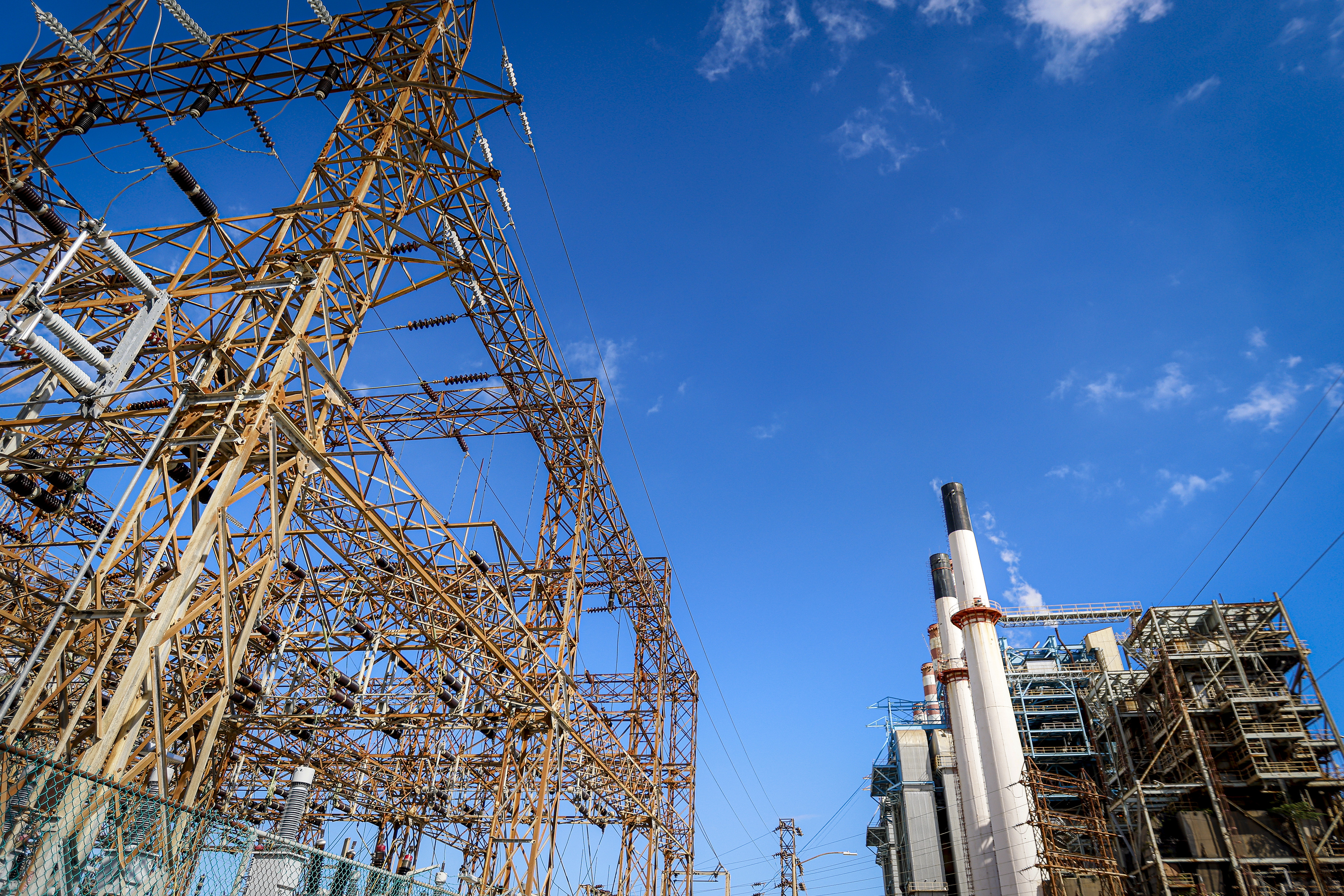 Sin fecha la citación de las partes involucradas en frustrado contrato de energía temporera