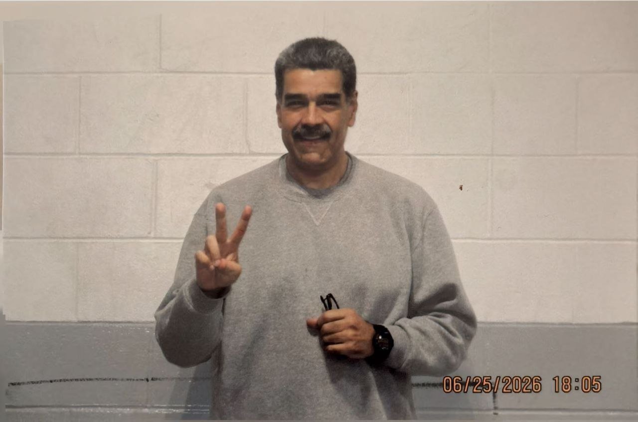 Publican fotos de Nicolás Maduro en redes sociales tras acuerdo petrolero con EEUU